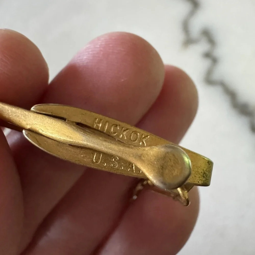 Vintage Hickok Tie Clip Bar Chain With Removable Initials KMM Tags Gold Tone